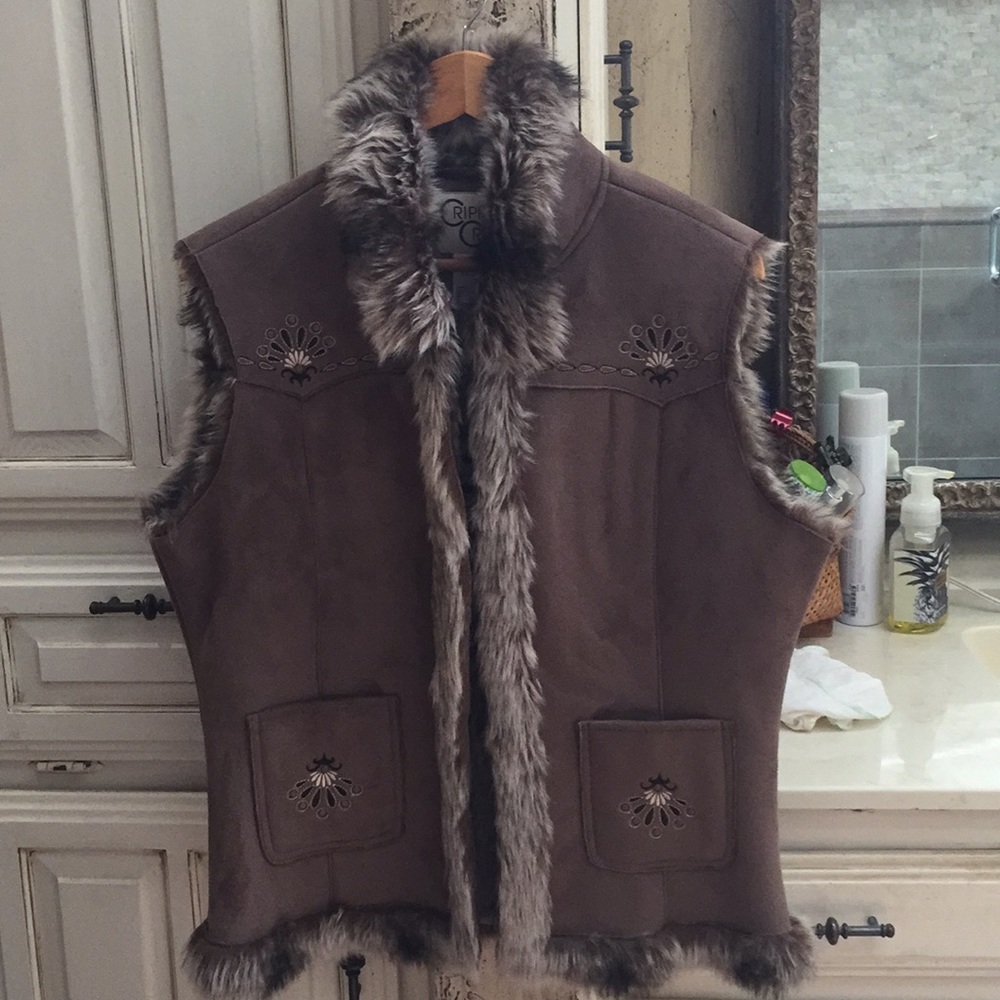 Women’s suede vest